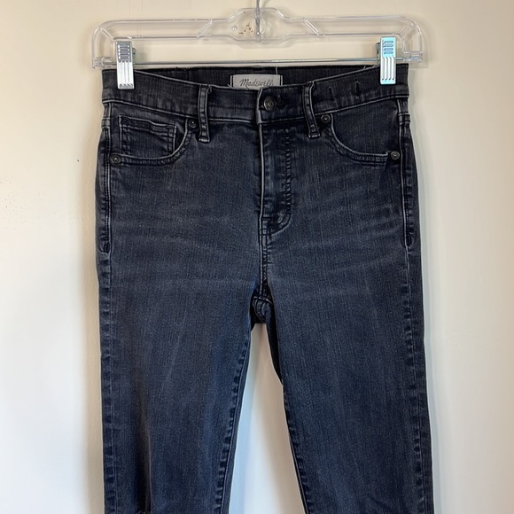 Madewell 9” High-Rise Skinny Black Distressed Denim Jeans Size 26 - Picture 2 of 9